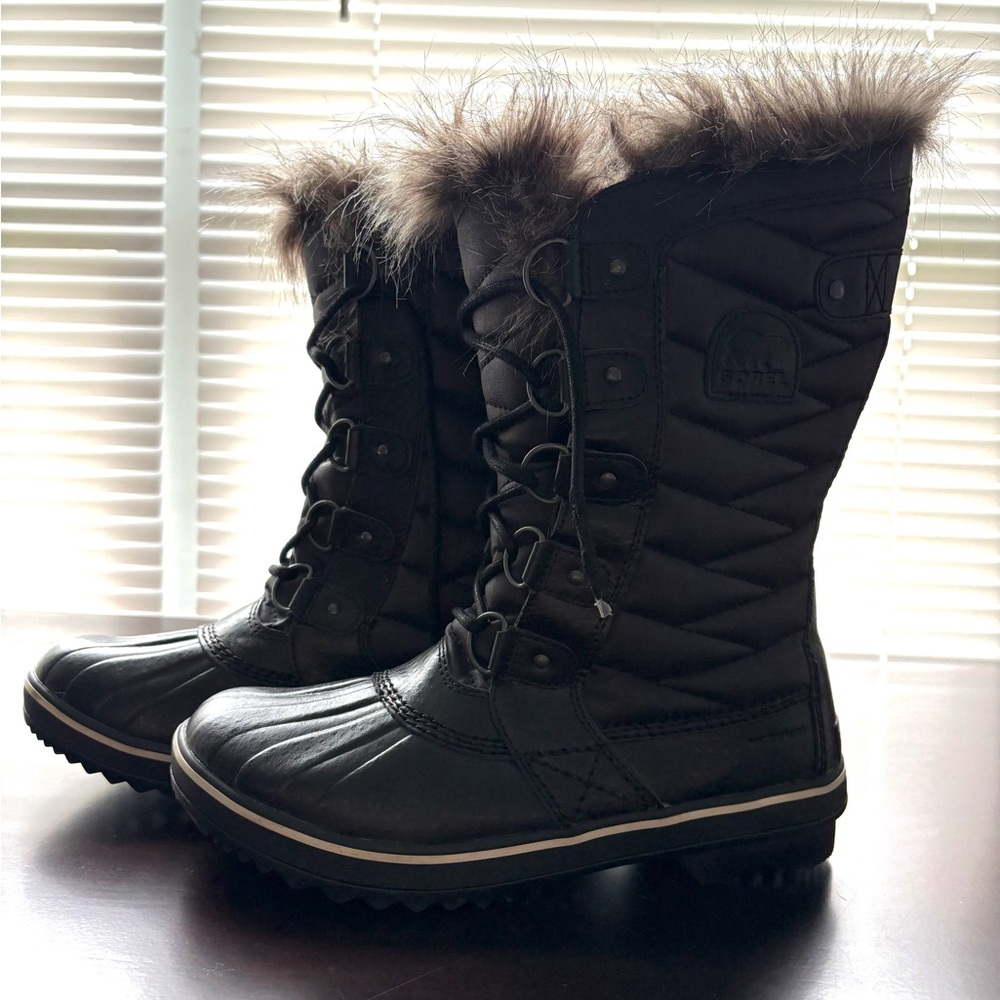 Sorel Women's Tall Winter Boots | Black with Faux Fur | 8.5